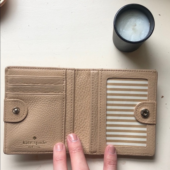 Kate Spade Bi-fold Wallet - Picture 2 of 3